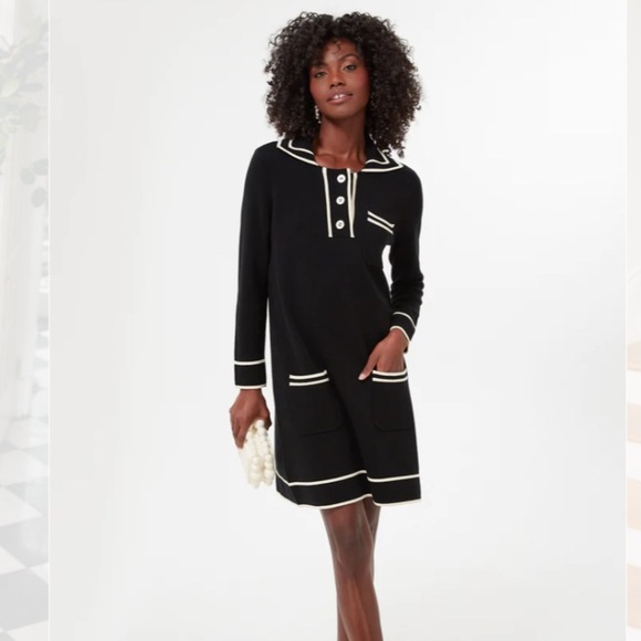 Tuckernuck Dresses & Skirts - Black Eleonora Dress
TUCKERNUCK